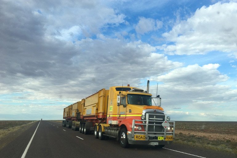 truck-01.jpg